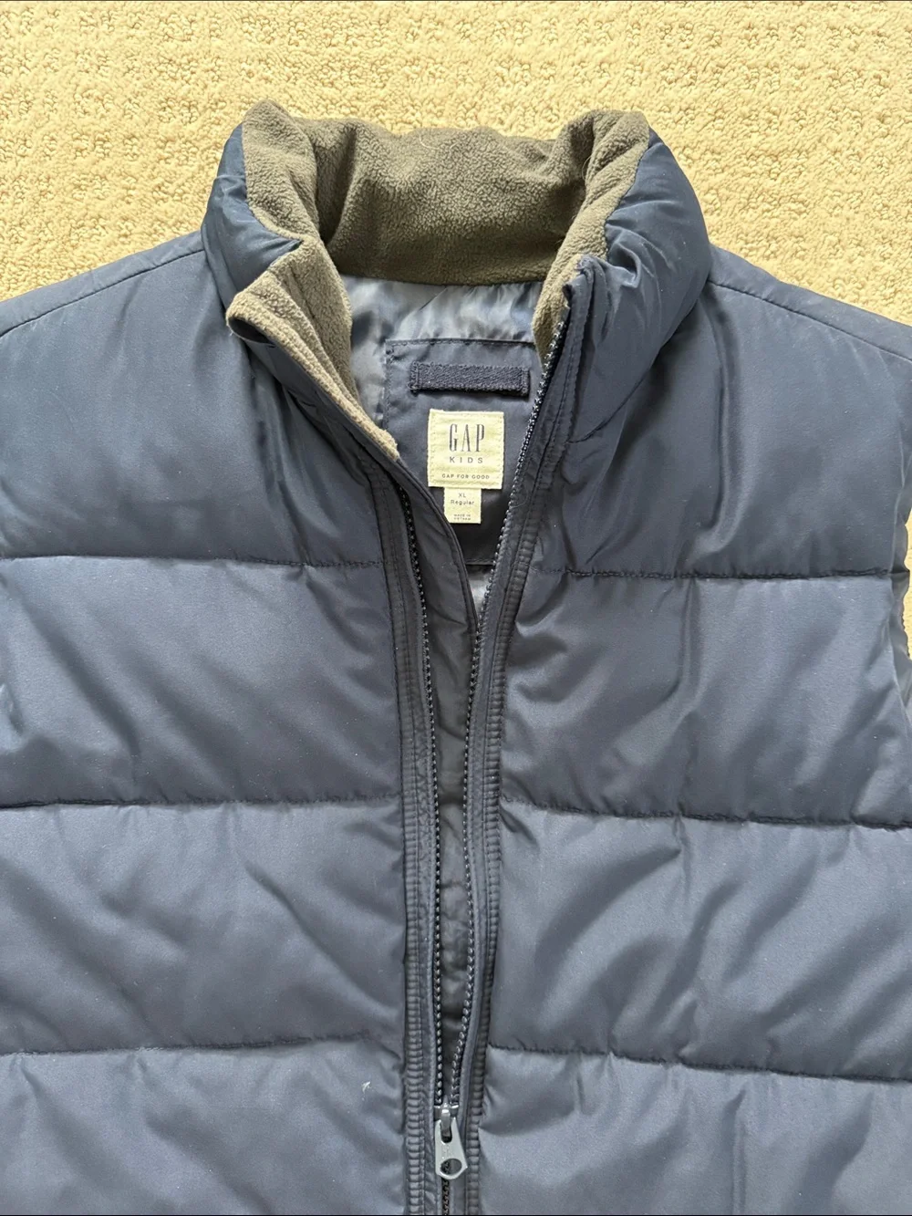 Gap Kids Navy Blue Puffy Vest - youth XL
